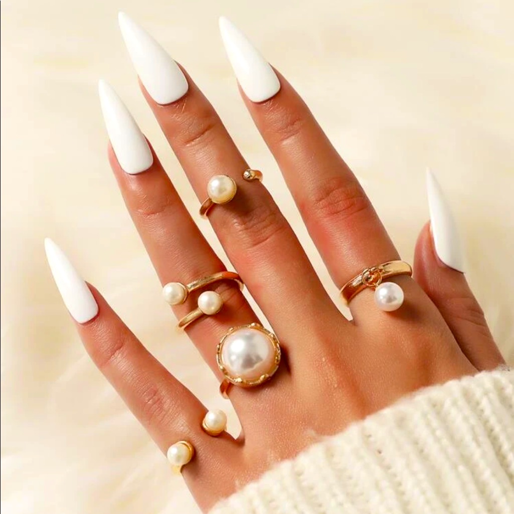 Pearl Ring Set